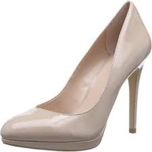 Aldo yiari patent leather nude heel size 11